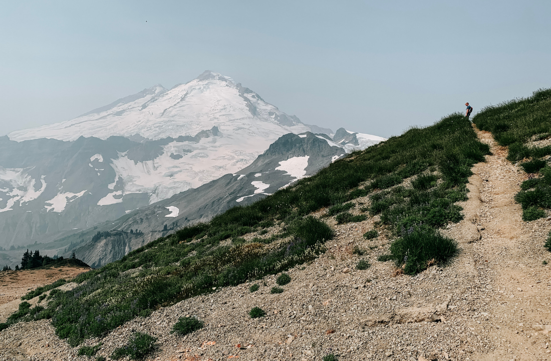 A runner on the Ptarmigan Ridge Trail